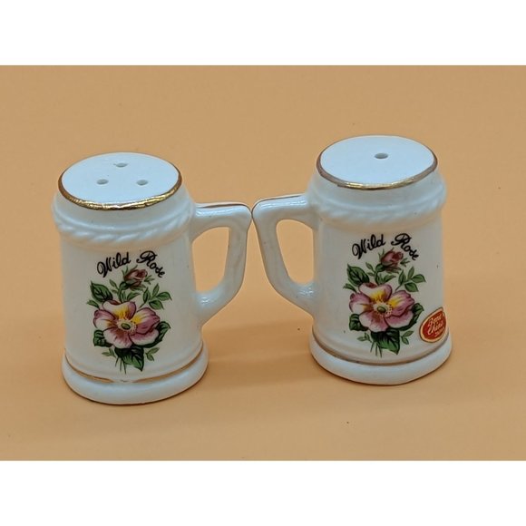 Vintage Salt and Pepper Shakers Wild Rose Mugs Bone China Japan - Picture 2 of 6